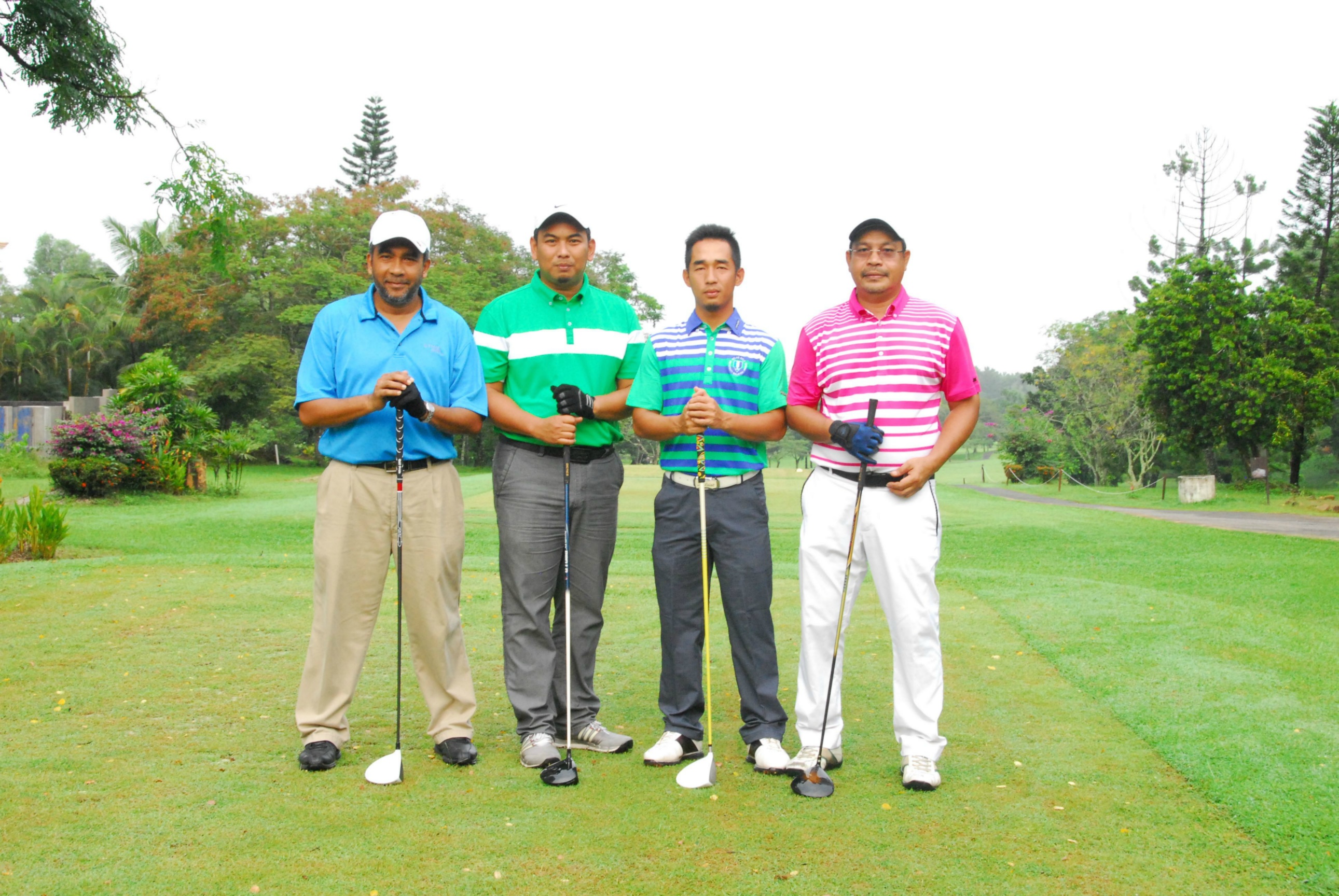 PRO15 157 GOLF DSC 0227.JPG